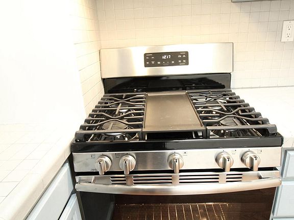 3rd image of 6674 70th St #2RIGHT