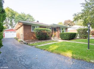 218 E Austin Ave, Libertyville, IL