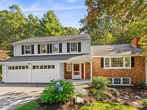 41 Foxhill Rd, Framingham, MA 01701