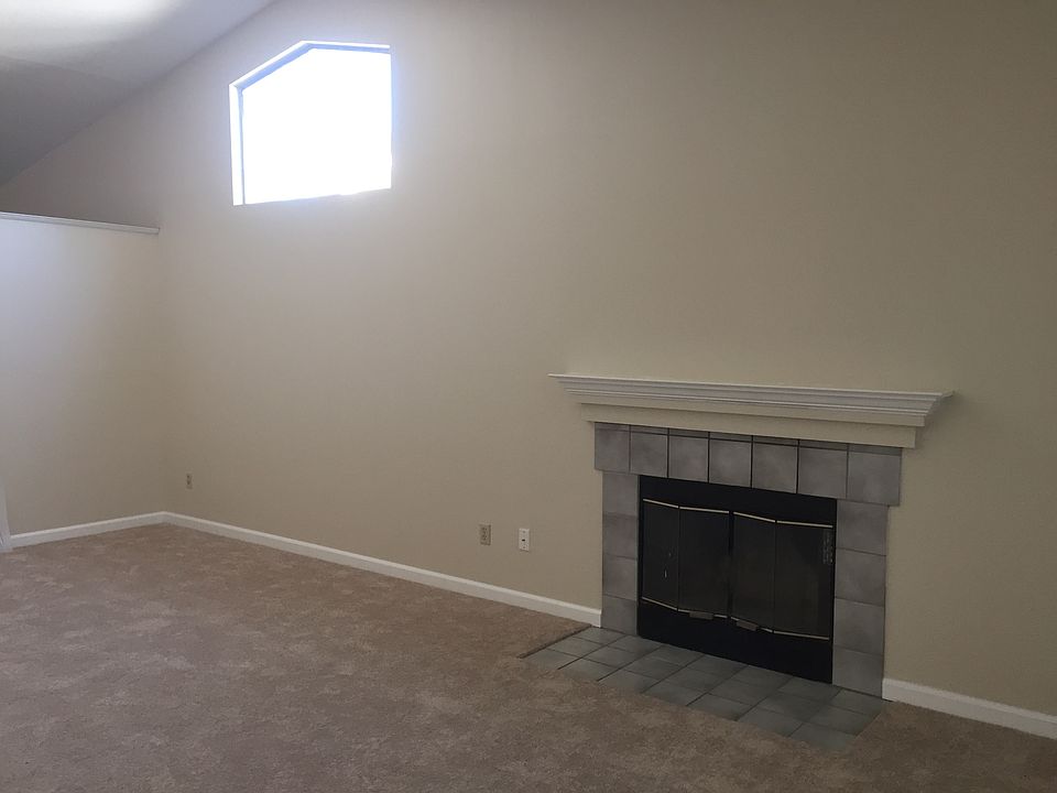 2nd image of 435 El Portal Ct