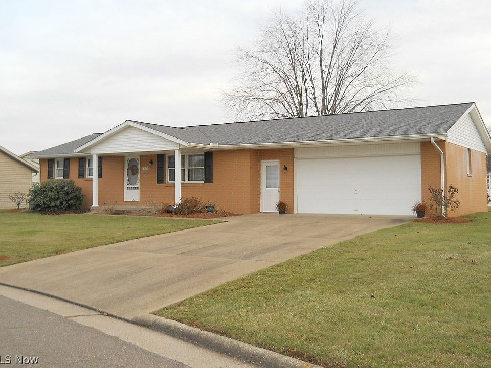 1st image of 32 Haswell Cir