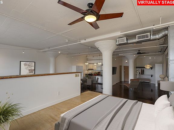 5th image of 1314 NW Irving St APT 605