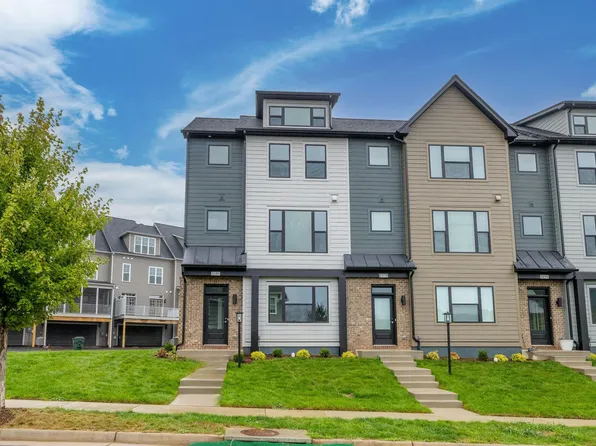 3474 Rowcross St, Crozet, VA 22932