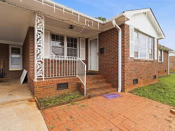 4th image of 186 Stribling Cir