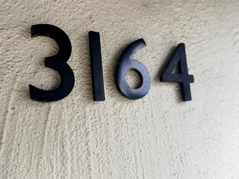 3164 Mission Dr — Photo 2