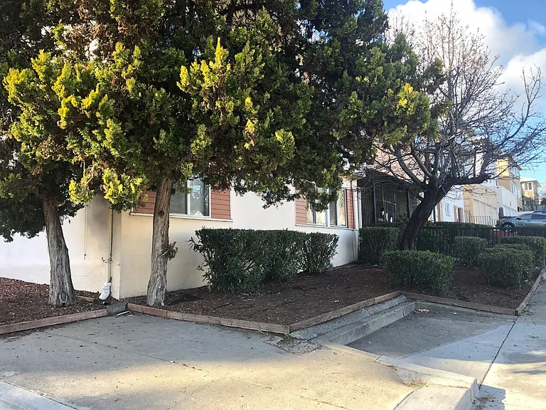 2711 23rd Avenue — Photo 4