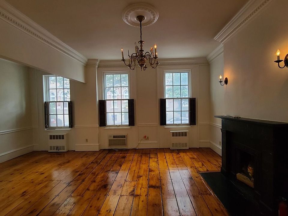 1st image of 327 W 12th St #1