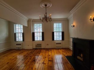 327 W 12th St #1, New York, NY 10014