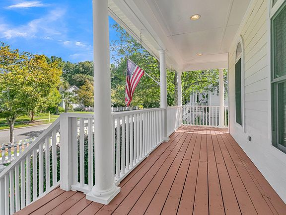 4th image of 2486 Cheswick Ln