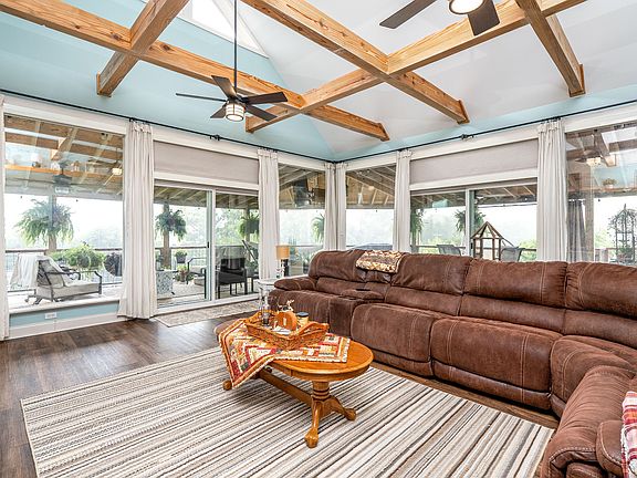 2nd image of 1855 Lochlann Dr