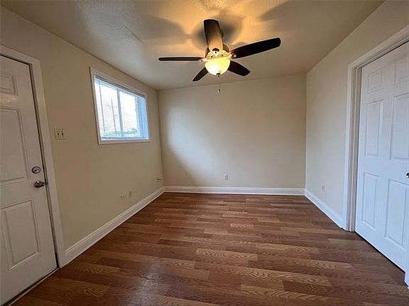 3rd image of 1719 Leonidas St #2