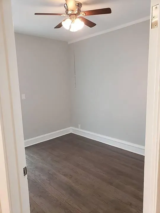 3 bed, 1200 sqft, $2,100 — Photo 4