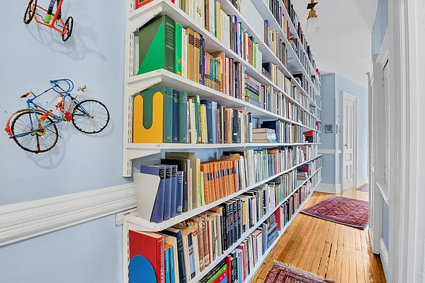 Sold by Compass | media 26