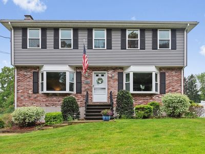 92 Gregory St, Waltham, MA, 02451