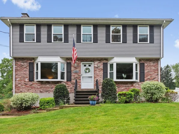 92 Gregory St, Waltham, MA 02451
