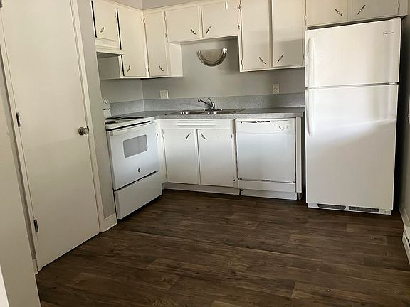 4th image of 1527 Ash St #1527