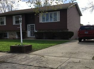 724 Thompson Ave, Winthrop Harbor, IL 60096