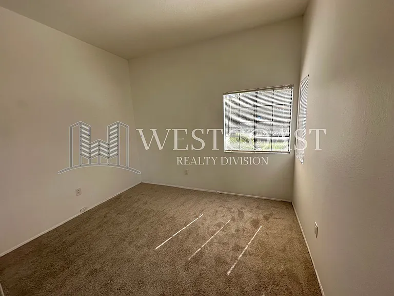 2823 Andover Ave — Photo 22