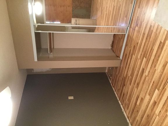 3rd image of 2072 Town And Country Ln