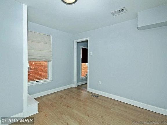 Bonus Walk-through Room