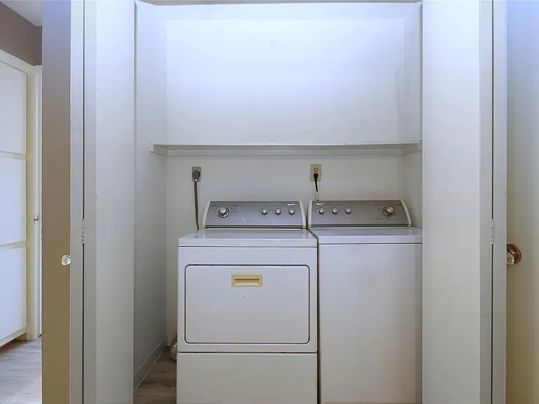 2626 Holly Hall St #511 — Photo 17