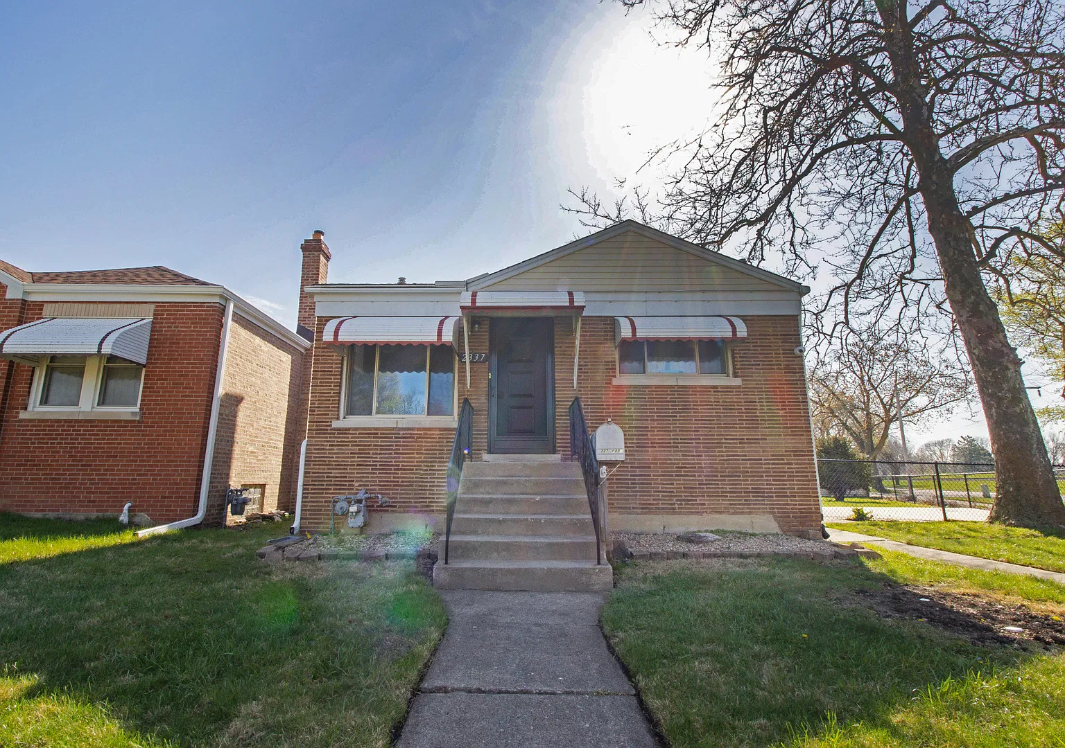 3 bed, 960 sqft, $3,100 — Photo 1