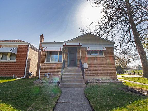 2nd image of 2337 Park Ave