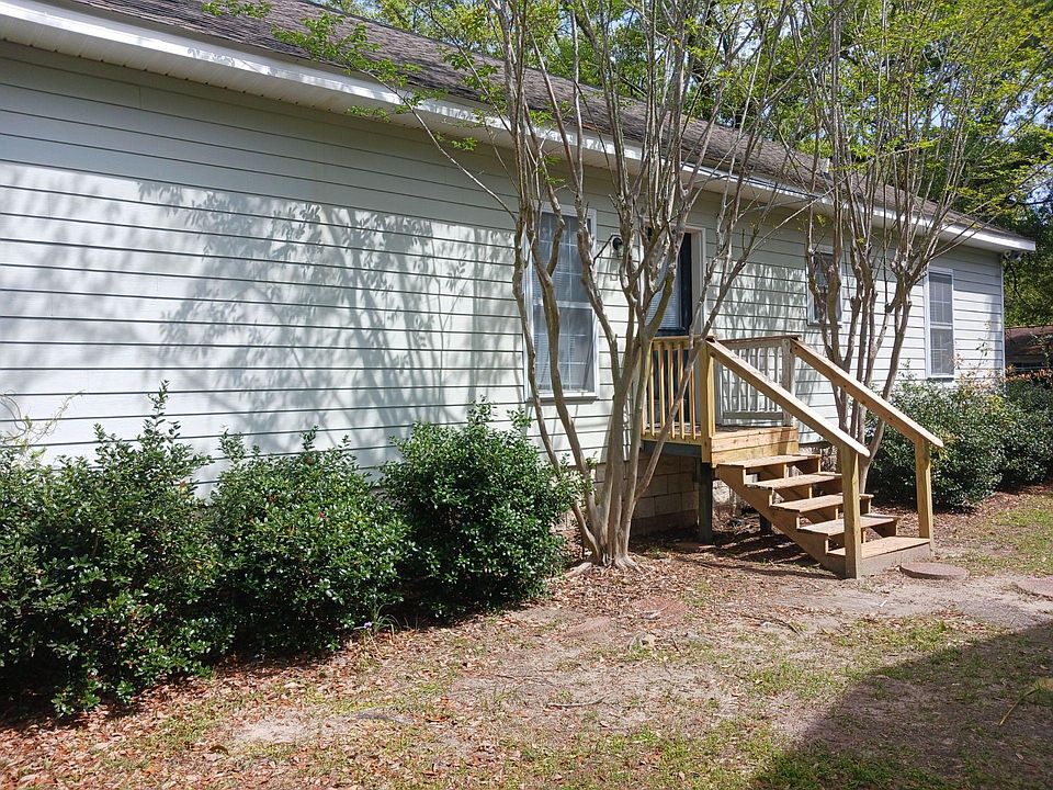 2nd image of 2930 6th Ave