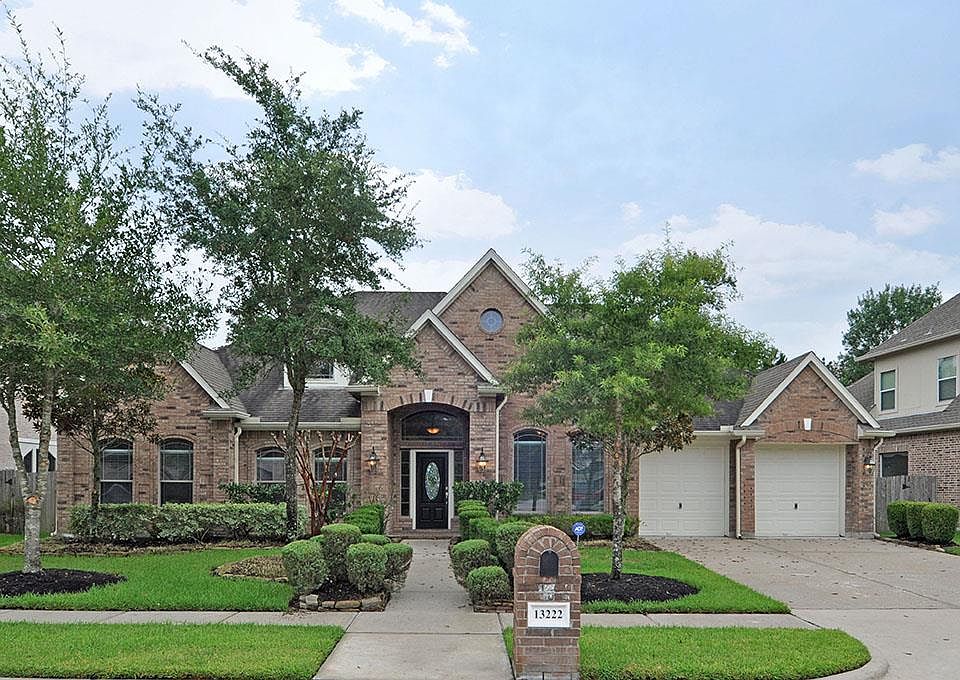 1st image of 13222 Greenwood Lakes Ln