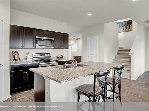 5th image of 2700 Dennis Dr