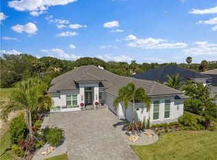 220 Strand Sq, Indian River Shores, FL 32963