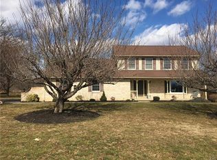 1145 Eck Ln, Coplay, PA 18037