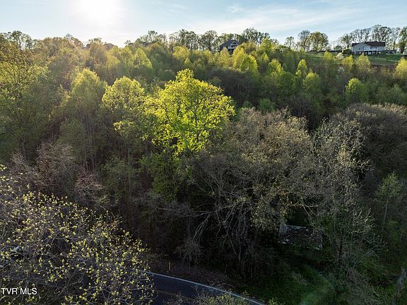 5th image of 6260 Chestnut Ridge Rd