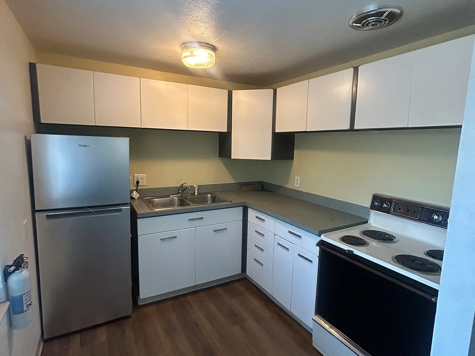 10485 W 8th Ave — Photo 2