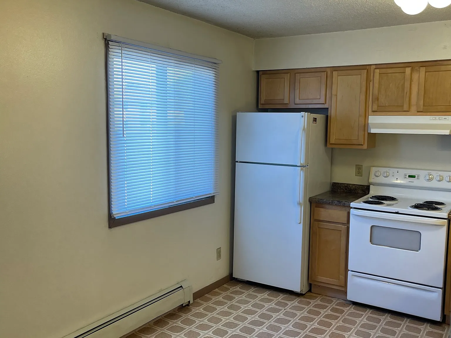2 bed, 100 sqft, $1,278 — Photo 4