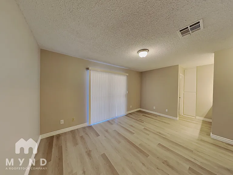 1602 Mapleleaf St — Photo 7