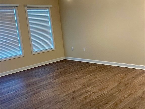 5th image of 216 Reservoir St #107