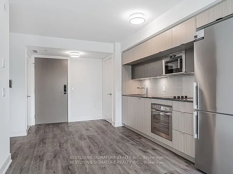 585 Bloor St E #1521 — Photo 5