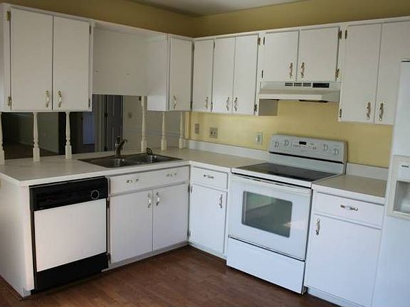 3rd image of 1730 Durock Ct