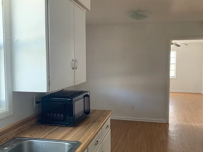 1010 Georgetown Rd — Photo 6