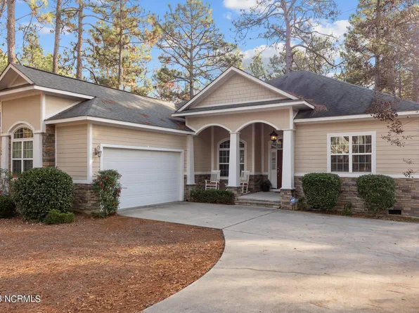 170 Lake Hills Road, Pinehurst, NC 28374