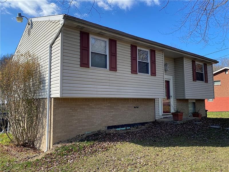 1st image of 564 Newport Dr