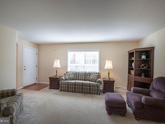 4th image of 210 Fultons Run Rd
