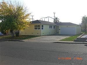 1st image of 1907 Griffin Dr
