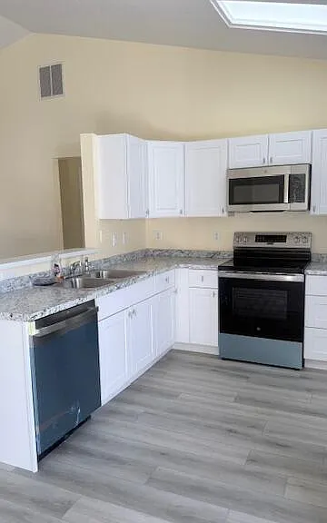 4262 SW Jared St — Photo 8