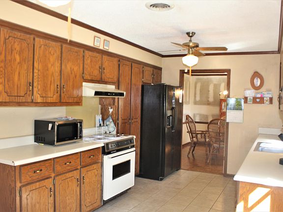 4th image of 111 Pine Hill Dr