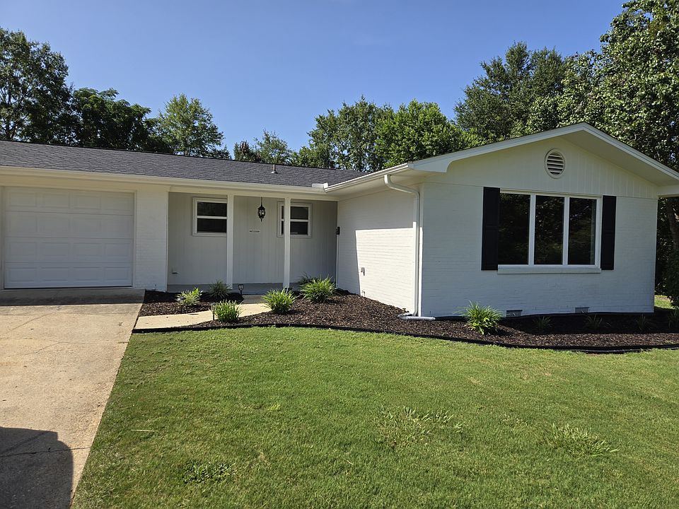 1st image of 208 N Valley Hill Dr