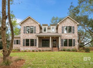 833 Summer Lake St, Fairhope, AL 36532