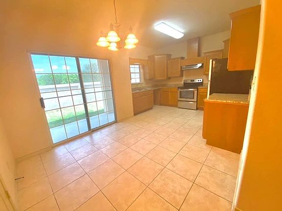3rd image of 10706 International Blvd Unit 129