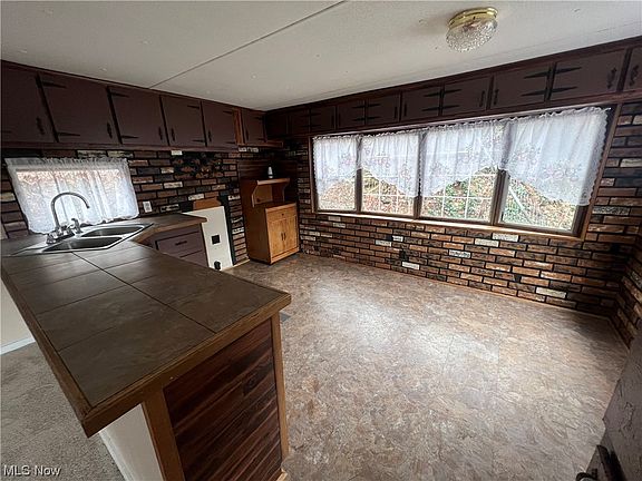 3rd image of 54431 Colerain Pike